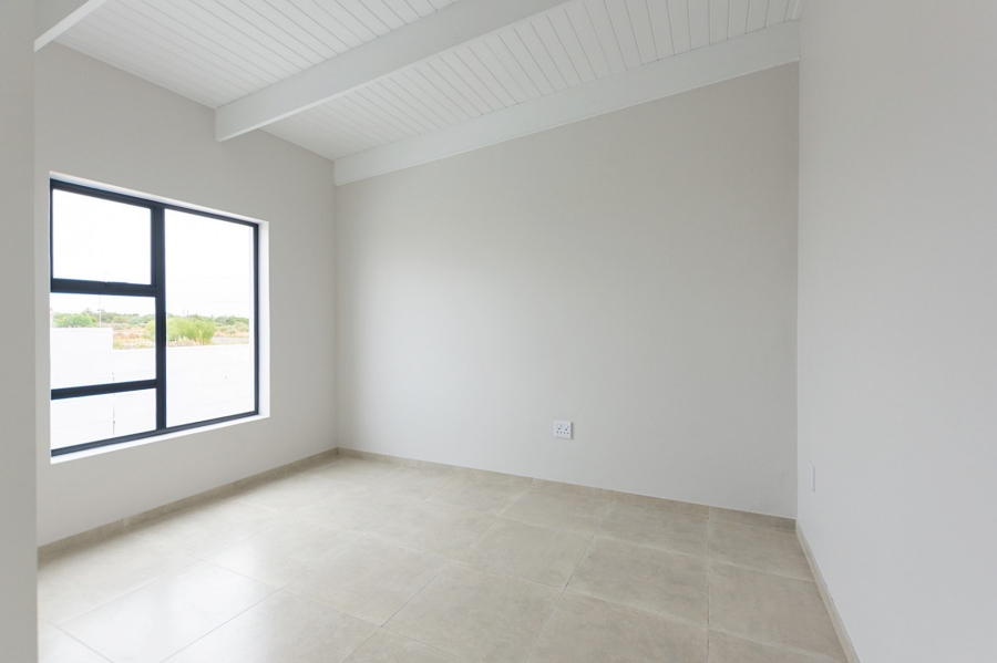 3 Bedroom Property for Sale in Brittania Beach Estate Western Cape